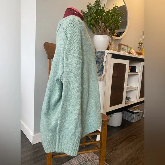 New With Tags Free People Brookside Tunic Sweater - Picture 5 of 9